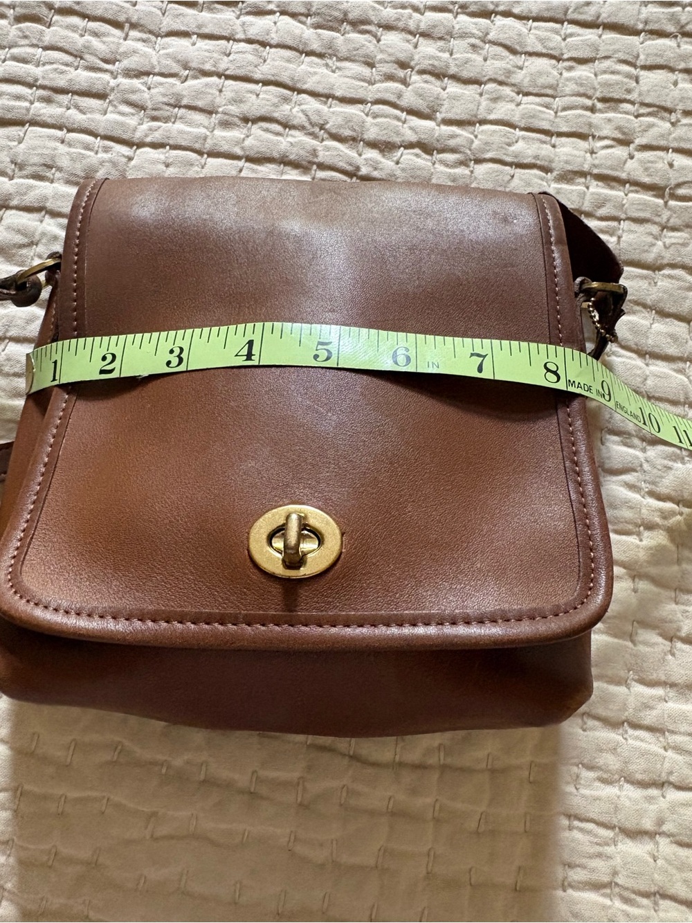 Vintage Coach Brown Leather Crossbody Bag with Turn-Lock Closure - Picture 12 of 15